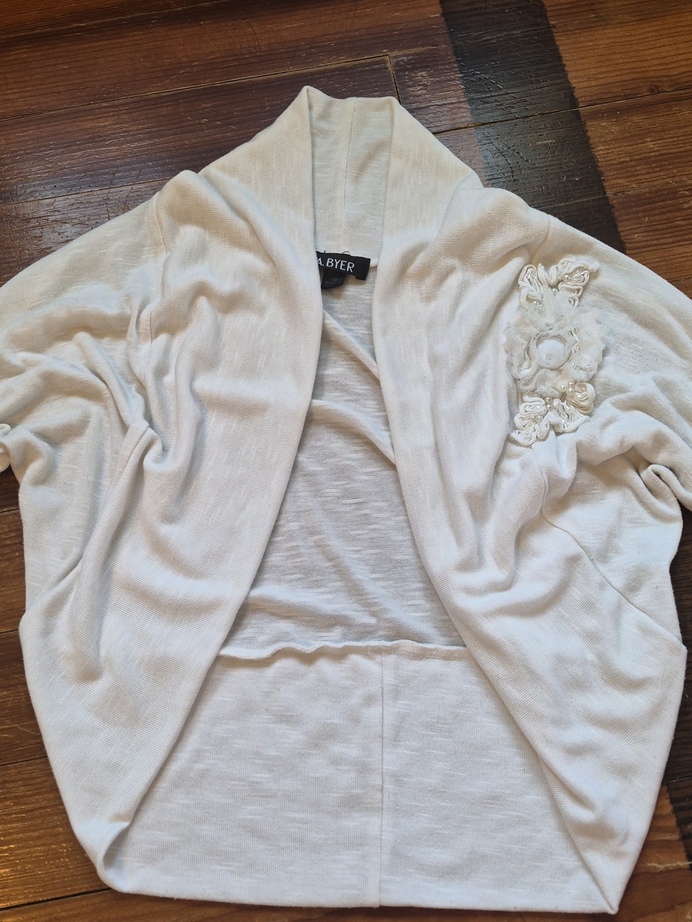 A. Byer Cream Open-Front Cardigan Bolero with Floral Appliqué Bead- M